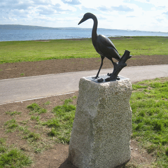 Sculpture "Heron" in park